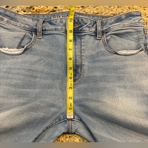 American Eagle Jeans High Rise Jegging Distressed Women’s Size 14 - 30” lnseam - Picture 8 of 9